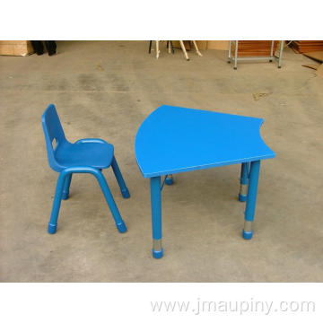 kid's plastic chairs for sales